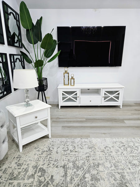 CLEARANCE - Hampton's Style TV Unit table