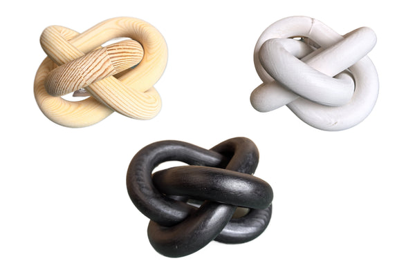 Wooden Knot Link Décor