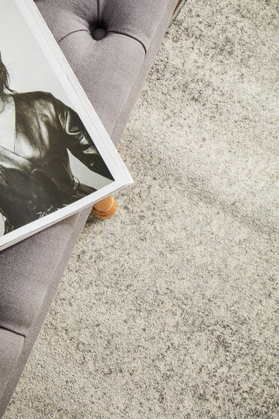 Evoke 252 Silver Rug - 2 Sizes Available