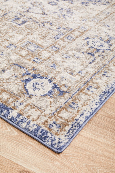 Corner view of Mayfair Hugo Ocean Rug highlighting border design