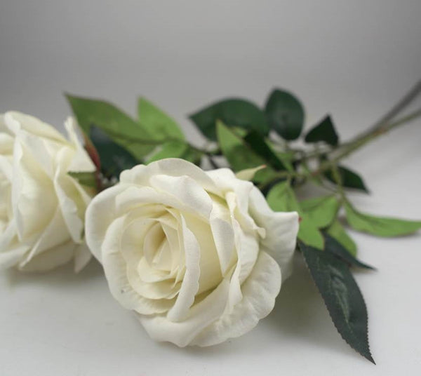 Pair of artificial white roses with soft petals and green foliage – 62cm