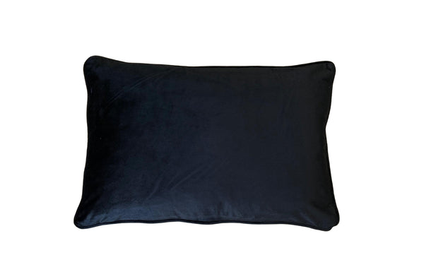 Black velvet cushion 40x60 cm with sleek design and soft texture