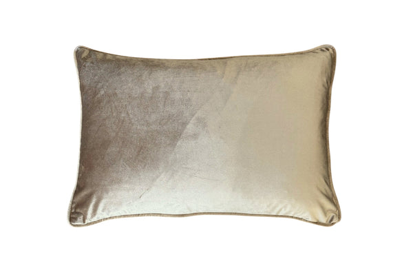 Bronze velvet cushion 40x60 cm with glossy finish and premium feel