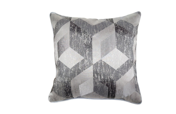 Diamant Grey designer luxury cushion with geometric diamond pattern in silver and grey tones, 45x45cm.