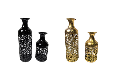 Elegant Maya vase set in black and gold with intricate cutout design, perfect for modern décor.
