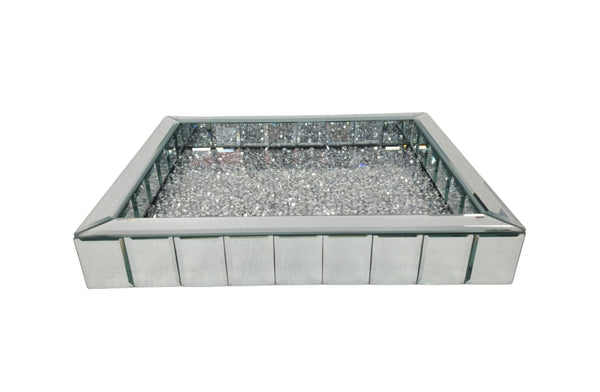 Square Vogue Diamond Tray with a mirrored base and elegant diamond detailing – an eye-catching accent for modern interiors.